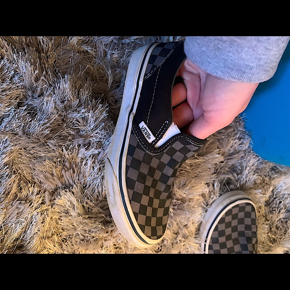 Black and grey checkered vans boys size 2 - Picture 9 of 10